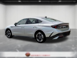 Hyundai Sonata SEL Sport FWD 2026