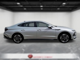 Hyundai Sonata SEL Sport FWD 2026
