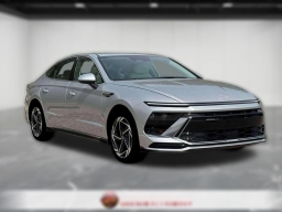 Hyundai Sonata SEL Sport FWD 2026