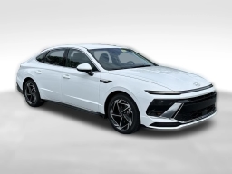 Hyundai Sonata SEL Sport AWD 2026