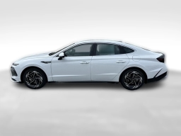 Hyundai Sonata SEL Sport AWD 2026
