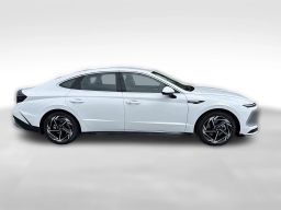 Hyundai Sonata SEL Sport AWD 2026