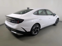 Hyundai Sonata SEL Sport FWD 2026