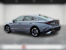 Hyundai Sonata SEL Sport FWD 2026