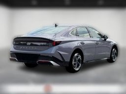 Hyundai Sonata SEL Sport FWD 2026