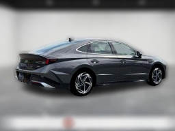 Hyundai Sonata SEL Sport AWD 2026
