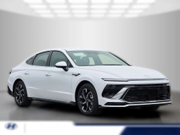 Hyundai Sonata SEL FWD 2025