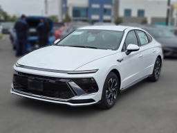 Hyundai Sonata SEL FWD 2025