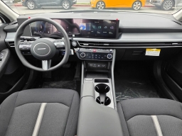 Hyundai Sonata SEL FWD 2025
