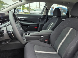 Hyundai Sonata SEL FWD 2025