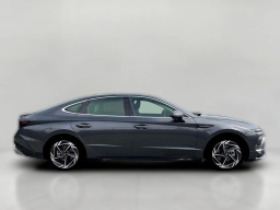 Hyundai Sonata SEL Sport AWD 2026