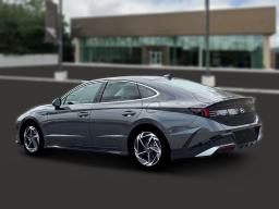 Hyundai Sonata SEL Sport FWD 2026