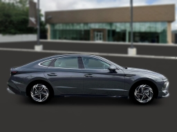 Hyundai Sonata SEL Sport FWD 2026
