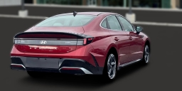 Hyundai Sonata SEL Sport FWD 2026