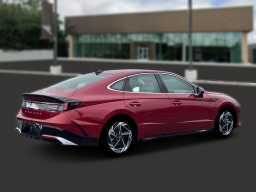 Hyundai Sonata SEL Sport FWD 2026