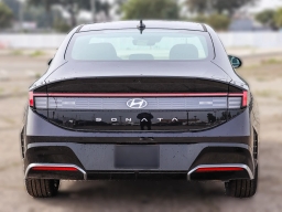 Hyundai Sonata SEL Sport FWD 2026