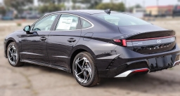 Hyundai Sonata SEL Sport FWD 2026