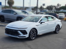 Hyundai Sonata SEL FWD 2025