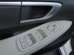 Hyundai Sonata SEL FWD 2025