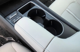 Hyundai Sonata SEL FWD 2025