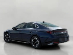 Hyundai Sonata SEL Sport FWD 2026