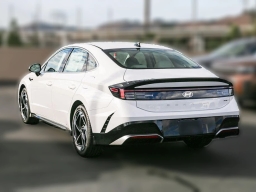 Hyundai Sonata SEL Sport FWD 2026