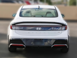 Hyundai Sonata SEL Sport FWD 2026