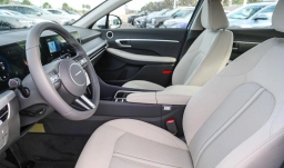 Hyundai Sonata SEL Sport FWD 2026