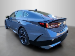 Hyundai Sonata SEL Sport FWD 2026