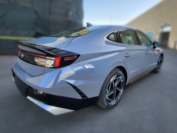 Hyundai Sonata SEL Sport FWD 2026