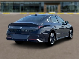 Hyundai Sonata SEL Sport AWD 2026