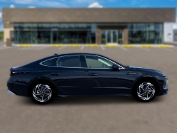 Hyundai Sonata SEL Sport AWD 2026