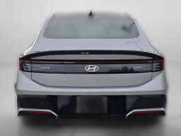 Hyundai Sonata SEL Sport FWD 2026