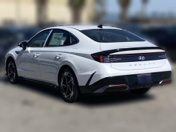 Hyundai Sonata SEL Sport FWD 2026