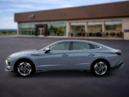 Hyundai Sonata SEL Sport FWD 2026