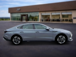 Hyundai Sonata SEL Sport FWD 2026