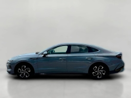 Hyundai Sonata SEL FWD 2025