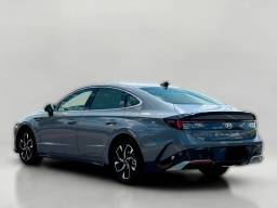 Hyundai Sonata SEL FWD 2025