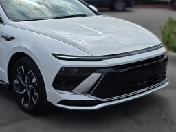 Hyundai Sonata SEL FWD 2025