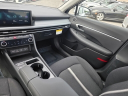 Hyundai Sonata SEL FWD 2025