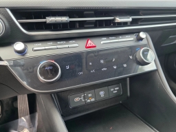 Hyundai Sonata SEL FWD 2025