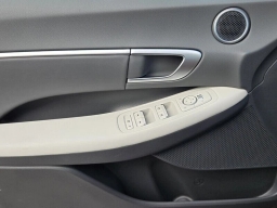 Hyundai Sonata SEL Sport FWD 2026