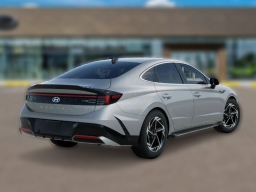 Hyundai Sonata SEL Sport FWD 2026