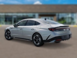 Hyundai Sonata SEL Sport FWD 2026