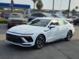 Hyundai Sonata SEL FWD 2025