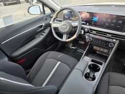 Hyundai Sonata SEL FWD 2025