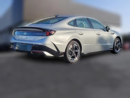 Hyundai Sonata SEL Sport FWD 2026