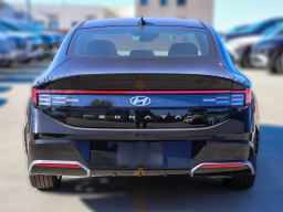 Hyundai Sonata SEL Sport FWD 2026
