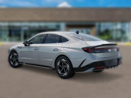 Hyundai Sonata SEL Sport FWD 2026