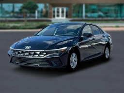 Hyundai Elantra SE Sedan 2026